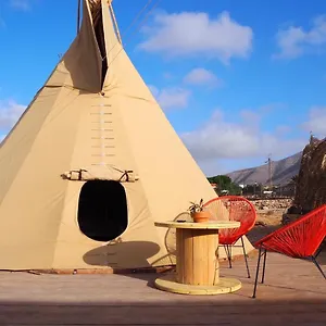 Campo de lujo Casa La Paz-teepee Costa, Tindaya